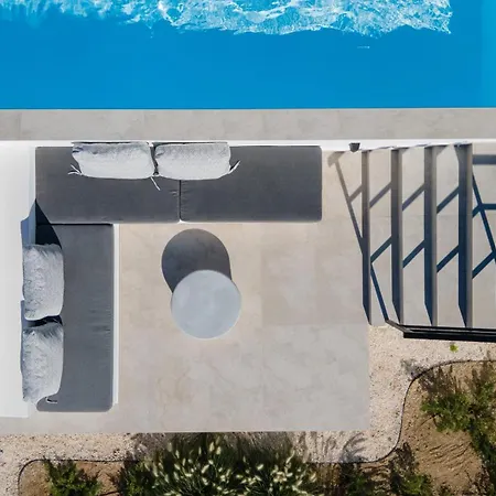 Milagro 4br With Sea View Mikri Vigla